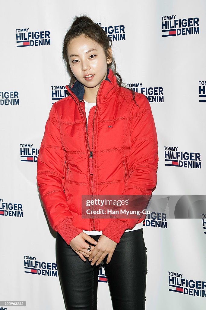 Ahn So-Hee Of Wonder Girls Autograph Session For Tommy Hilfiger