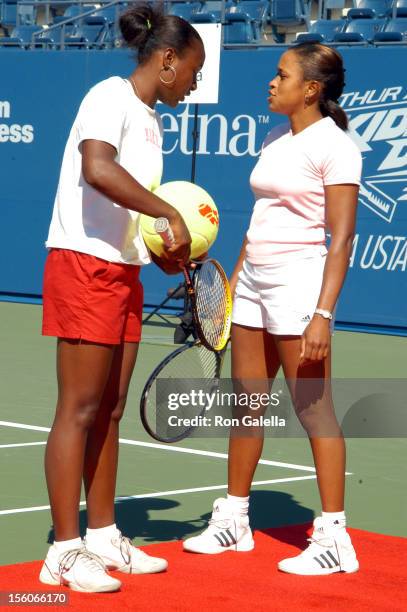 352 Shenay Perry Photos & High Res Pictures Getty Images