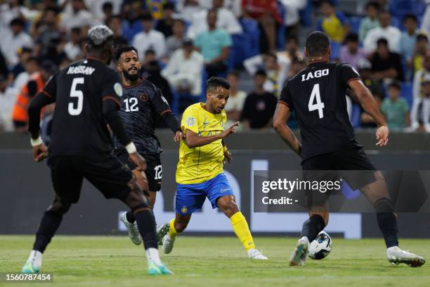 Ghareeb Al Nassr Photos and Premium High Res Pictures - Getty Images