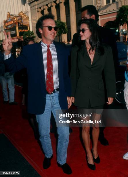 Actor Michael Keaton and actress Courteney Cox attending the premiere of 'Batman Returns' on June 16, 1992 at Mann Chinese Theater in Hollywood,...