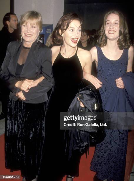 Summer Mathis Photos and Premium High Res Pictures - Getty Images