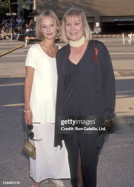 78 Samantha Mathis Family Stock Photos, High-Res Pictures, and Images ...