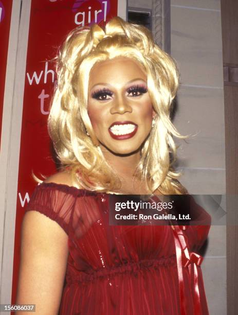 Mac Cos Rupual Collection Paul Mac Photos and Premium High Res Pictures - Getty Images