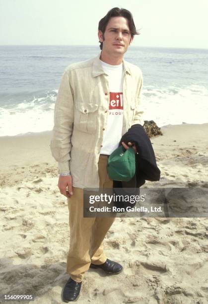 Actor Henry Thomas attends the 'Clueless' Malibu Premiere on July 7, 1995 at Leo Carrillo State Beach in Malibu, California.