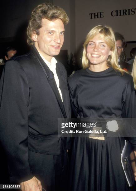 Actor Rex Smith and Model Kim Alexis attend the Roundabout Theatre Company's Annual Gourmet Gala on May 11, 1987 at Roundabout Theatre in New York...