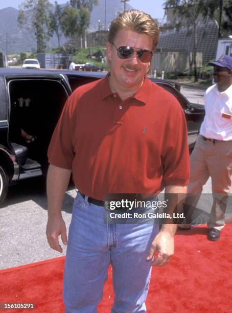 Musician Joe Diffie attends the 33rd Annual Academy of Country Music Awards on April 22, 1998 at Universal Amphitheatre in Universal City, California.