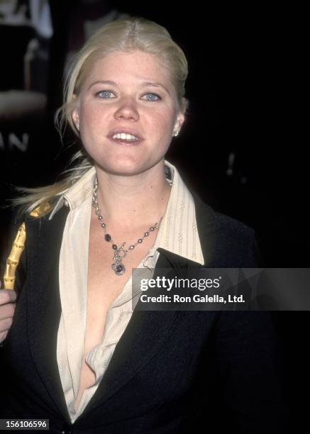 Actress Sarah Ann Morris attends 'The Family Man' Hollywood Premiere on December 12, 2000 at Mann's Chinese Theatre in Hollywood, California.