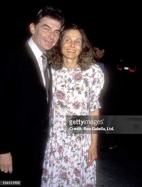 Actor Richard Benjamin and Actress Paula Prentiss attend the Wedding Reception for Neil Simon and Diane Lander on February 10, 1990 at The Bistro in...