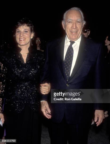 Actor Anthony Quinn and wife Kathy Benvin attend The Film Society of Lincoln Center Honors Shirley MacLaine on May 8, 1995 at Avery Fisher Hall at...