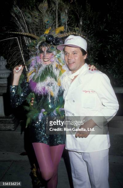 Chef Wolfgang Puck and wife Barbara Lazaroff attend Halloween Party on October 31, 1983 at Le Dome Restaurant in West Hollywood, California.
