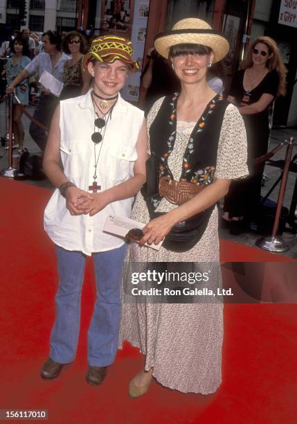 Actress Anna Chlumsky and mother Nancy Chlumsky attend the 'Dennis the Menace' Hollywood Premiere on June 19, 1993 at Mann's Chinese Theatre in...