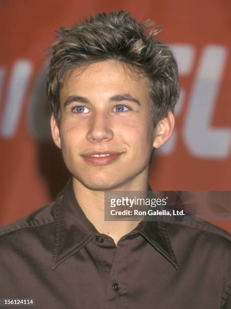 Actor Jonathan Taylor Thomas attends the 11th Annual Nickelodeon's Kids' Choice Awards on April 4, 1998 at UCLA's Pauley Pavilion in Westwood,...