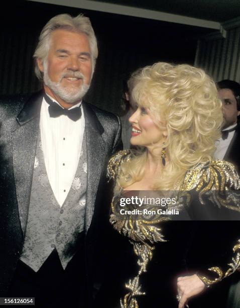 Musicians Kenny Rogers and Dolly Parton attend The RP Foundation Fighting Blindness Humanitarian Award Dinner Honoring Frank Bennack, Jr. On April...