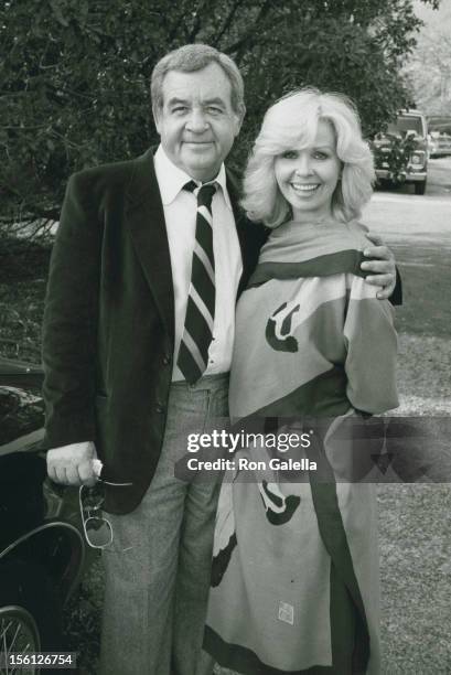 Actor Tom Bosley and wife Patricia Carr attending 'Donny Most-Morgan Hart Wedding Reception' on February 21, 1982 at Donny Most's home in Malibu,...