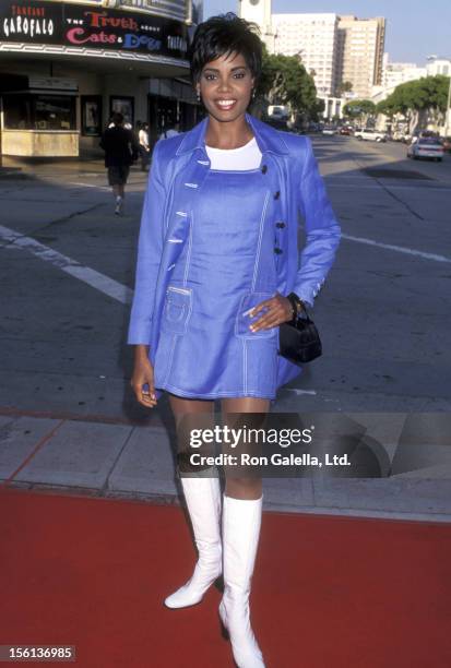Personality Lisa Canning attends the 'Dragonheart' Westwood Premiere on May 28, 1996 at Mann Village Theatre in Westwood, California.