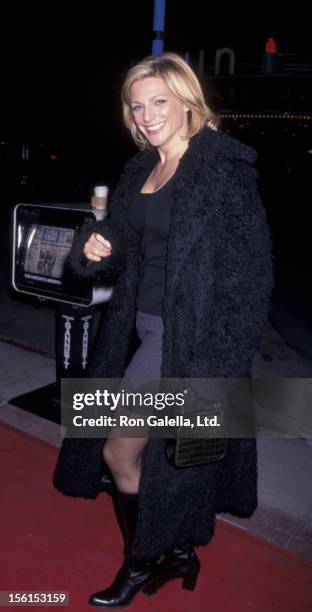 Eleanor Mondale attends the premiere of 'Jackie Brown' on December 11, 1997 at Mann Village Theater in Westwood, California.