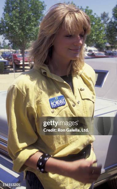 Eleanor Mondale attends National Organization of Women Democratic Campaign Fundraiser on May 13, 1984 at Woodley Park in Van Nuys, California.