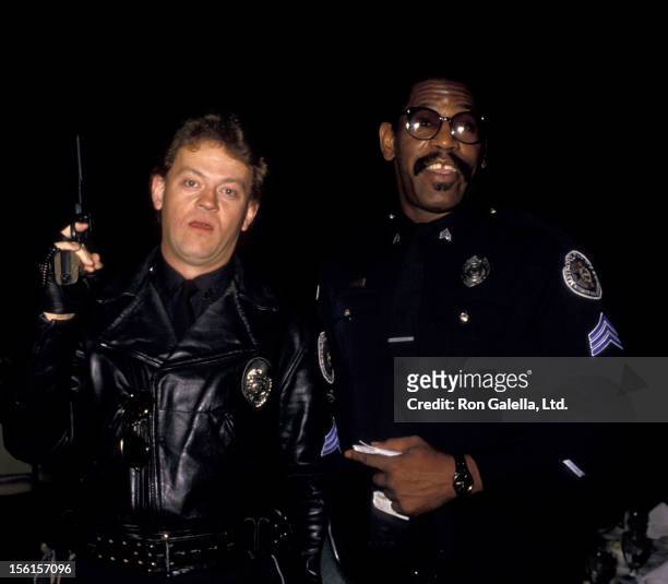 David Graf and actor Bubba Smith attend ShoWest '87 Convention on February 11, 1987 at Bally's Hotel and Casino in Las Vegas, Nevada.