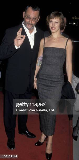 Actor Jean Reno and wife Nathalie Dyszkiewicz attend the premiere of 'Godzilla' on September 23, 1998 at the Academy Theater in Beverly Hills,...
