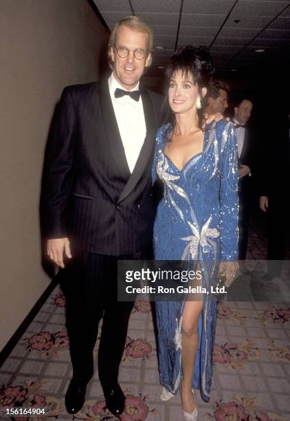 Musician John Tesh and Actress Connie Sellecca attend The National Conference of Christans and Jews Awards Gala on October 28, 1991 in Los Angeles,...
