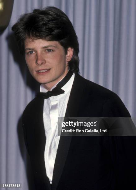 Actor Michael J. Fox attends the 58th Annual Academy Awards on March 24, 1986 at Dorothy Chandler Pavilion, Los Angeles Music Center in Los Angeles,...