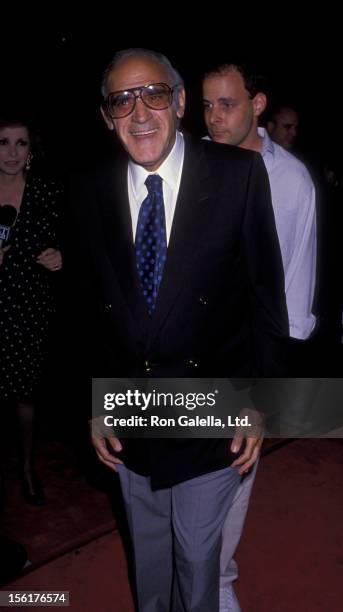 Actor Abe Vigoda attends the premiere of 'Look Who's Talking' on October 12, 1989 at the Academy Theater in Los Angeles, California.