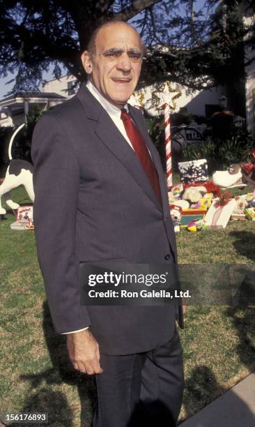 Actor Abe Vigoda attends Second Annual Toys for Tots Benefit on December 19, 1992 in Hancock Park, California.