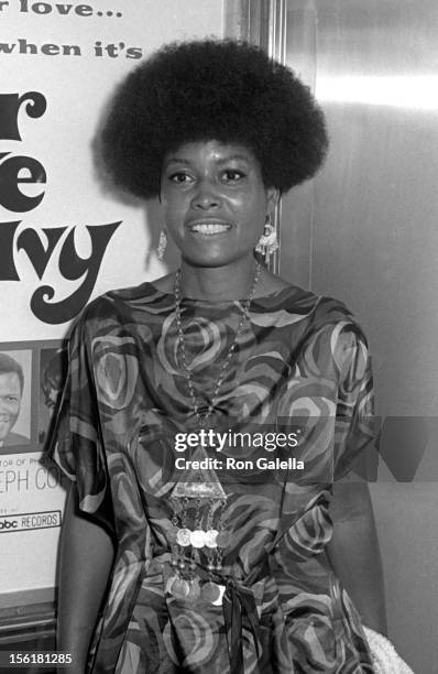 Actress/singer Abbey Lincoln attends the premiere of 'For Love Of Ivy' on July 16, 1968 at Loew's Tower East Theater in New York City.