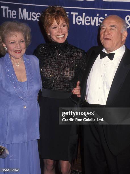 Actress Betty White, actress Mary Tyler Moore and actor Ed Asner attend the Museum of Television & Radio Honors David Brinkley and Mary Tyler Moore...