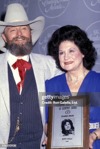 Musicians Charlie Daniels and Kitty Wells attend 21st Annual Academy of Country Music Awards on April 14, 1986 at Knott's Berry Farm in Buena Park,...