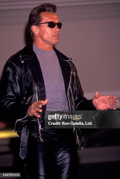 Terminator 2 Model Arnold Schwarzenegger attends Creation Convention Press Conference ...