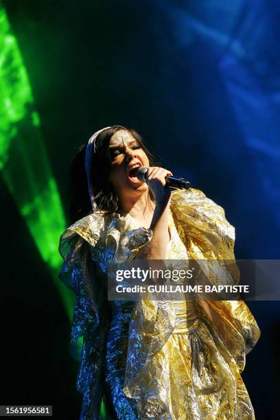 Byor Singer Song River Photos and Premium High Res Pictures - Getty Images