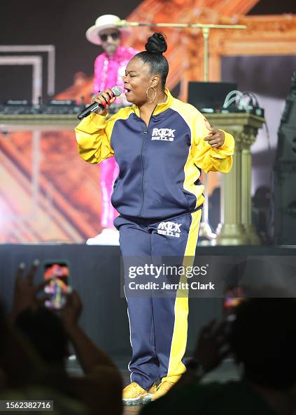 Dj Roxxann Roxanne Shanté performs during DJ Cassidy's Pass The Mic Live! at ...