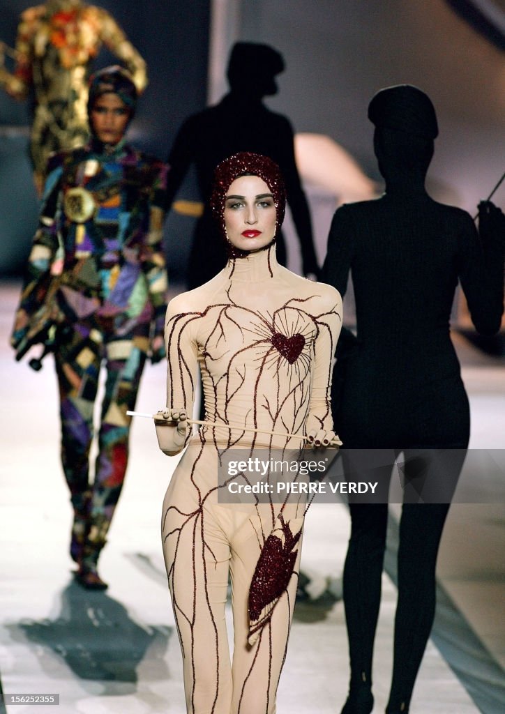 FASHION-GAULTIER 16