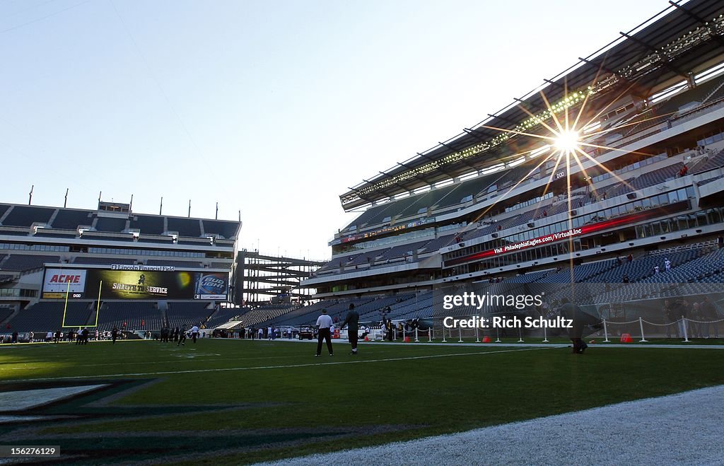 Dallas Cowboys v Philadelphia Eagles