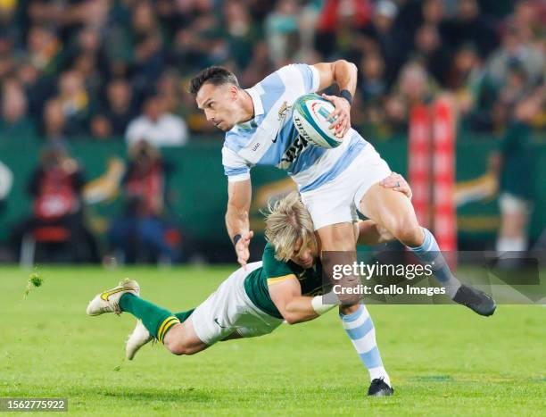 Juan Imhoff of Argentina and Francois de Klerk of the Springboks during The Rugby Championship match between South Africa and Argentina at Emirates...