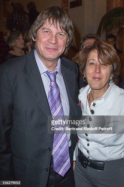 Union leader Bernard Thibault and his wife Muriel attend the Gala de l'Espoir charity event against cancer at Theatre du Chatelet on November 12,...