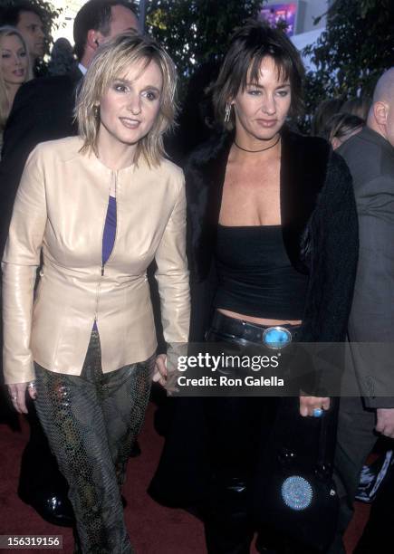 Singer Melissa Etheridge and girlfriend Julie Cypher attend the 42nd Annual Grammy Awards on February 23, 2000 at the Staples Center in Los Angeles,...