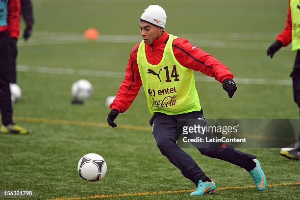 Eduardo Vargas of Chile during a training session at Spiserwies stadium November 13, 2012 in Sait Gallen, Switzerland. Chile will play a friendly...