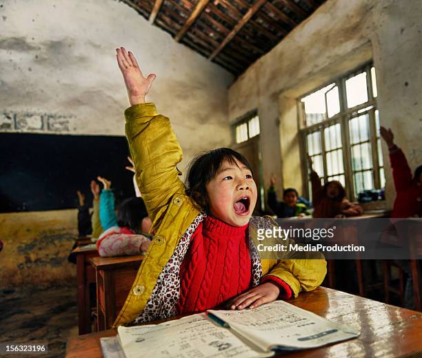 chinese school children - poverty stockfoto's en -beelden