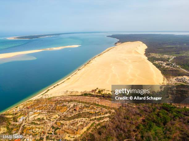 aerial view on dune of pilat france - arcachon stock-fotos und bilder