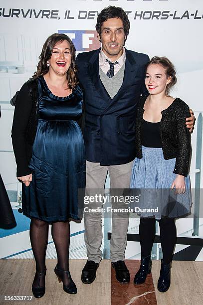 Sarah Brannens , Vincent Elbaz and Anne Girouard attend the premiere of 'No Limit', a Europacorp And TF1 Series Launch at UGC George V on November...