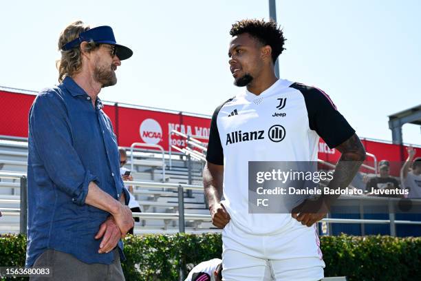 Actor Owen Wilson with Weston McKennie during a Juventus FC training session at LMU Playa Vista Campus on July 29, 2023 in Los Angeles, California.