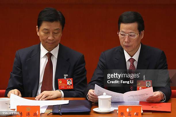 Chinese Minister of the Organisational Department Li Yuanchao and Secretary of the CPC Tianjin Committee Zhang Gaoli attend the closing session of...