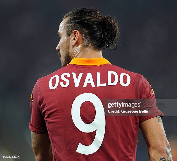 Pablo Osvaldo of Roma in action during the Serie A match between AS Roma and US Citta di Palermo at Stadio Olimpico on November 4, 2012 in Rome,...