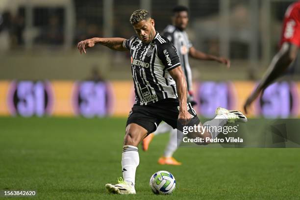 Hulk of Atletico Mineiro controls the ball during a match between Atletico Mineiro and Flamengo as part of Brasileirao 2023 at Arena Independencia on...