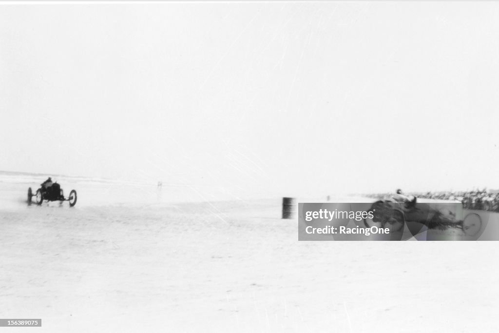 1920 Racers Gages Many of the races staged on Daytona Beach during the early 1920s were ...