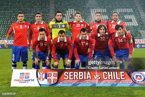 Players of Chile pose for a team photo prior to the FIFA Friendly match between Chile and Serbia at Arena Saint Gallen stadium on November 14, 2012...