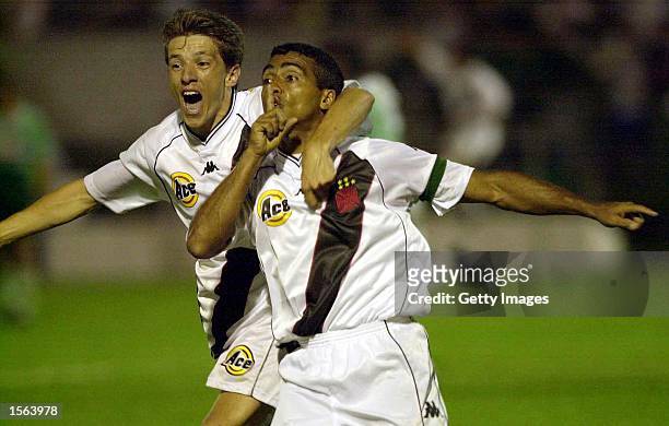 Romario and Juninho of Vasco De Gama celebrates scoring the forth goal during the 4-3 win over Palmeiras in the final of Mercosul Cup played at...