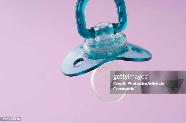 baby pacifier - schnuller stock-fotos und bilder